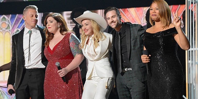 Queen Latifah Officiates Mass Wedding at Grammys
