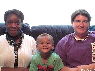 Joanne Harris, Jessi Duff, and their son